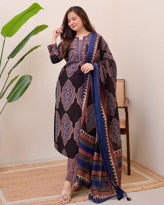 Heavy Cotton Kurti Set with Sequin Neck Work and Cotton Dupatta