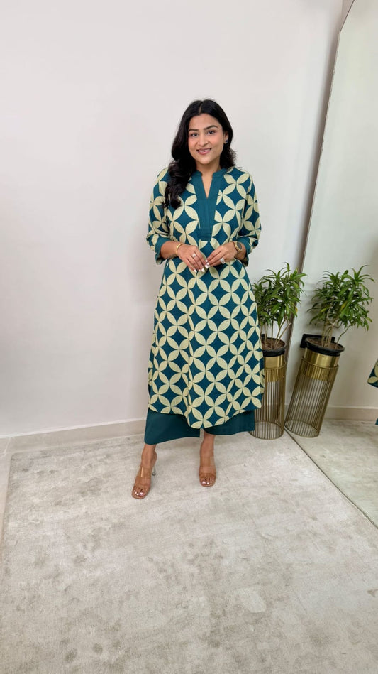 Pure Cotton Floral Kurti & Pant Co-ord Set – Everyday Elegance